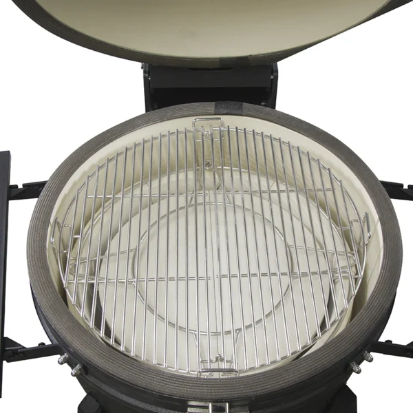 GRLLR Ember 22-inch kamado roštilj prikazan u detaljnom kadru, naglašavajući robustan dizajn i kvalitetu izrade za roštiljanje.