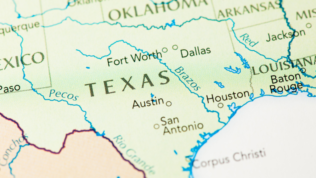 Tradicionalni Texas BBQ prikazan kroz autentične dimljene mesne specijalitete koji predstavljaju klasične američke roštilj običaje.